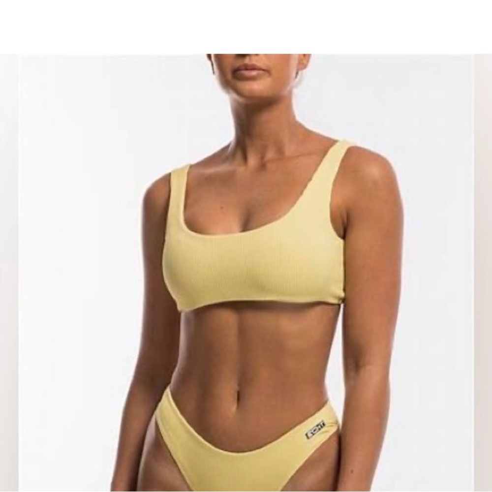 ECHT apparel swim top